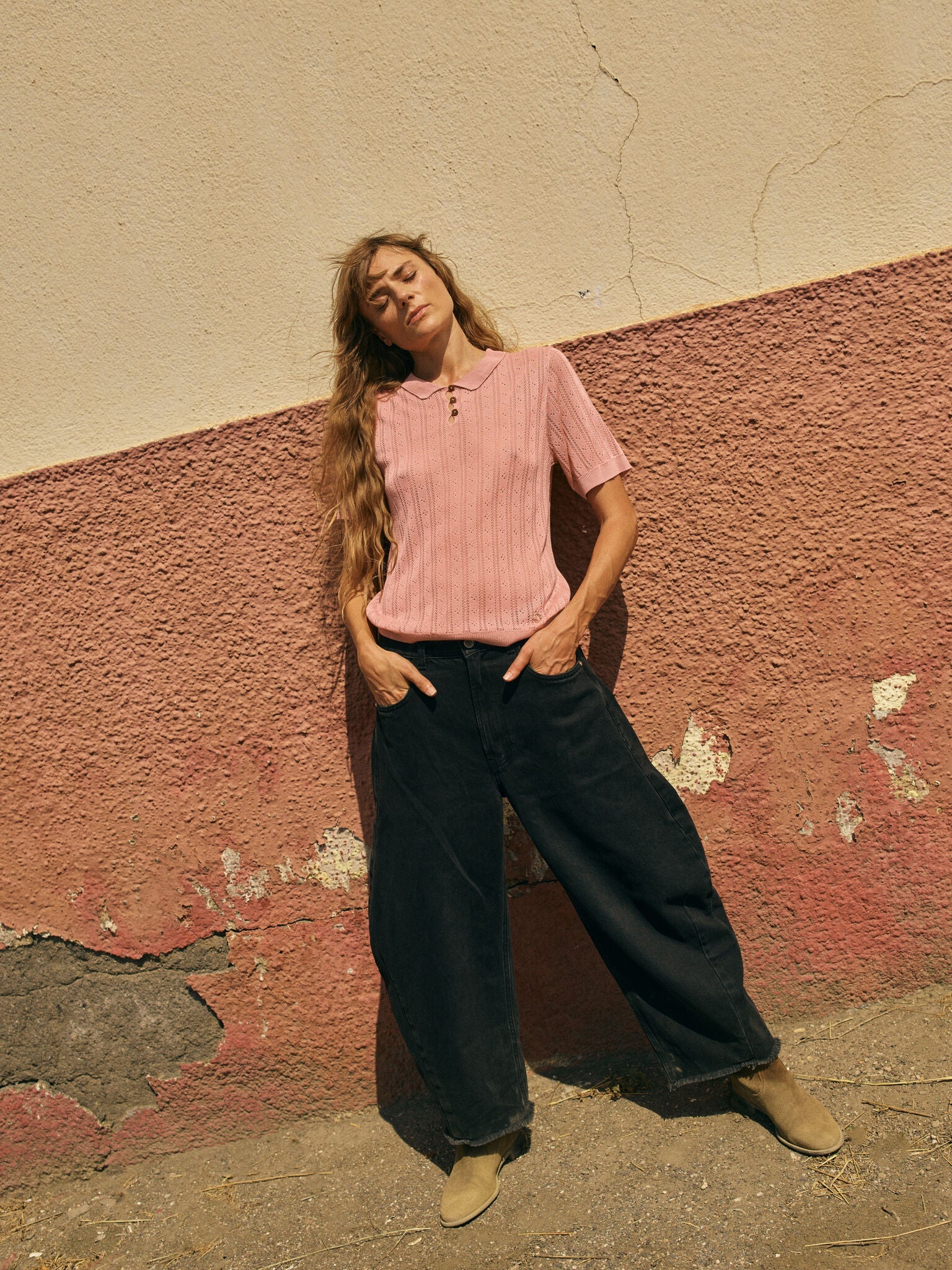 Modelshot / Black Denim / Detail